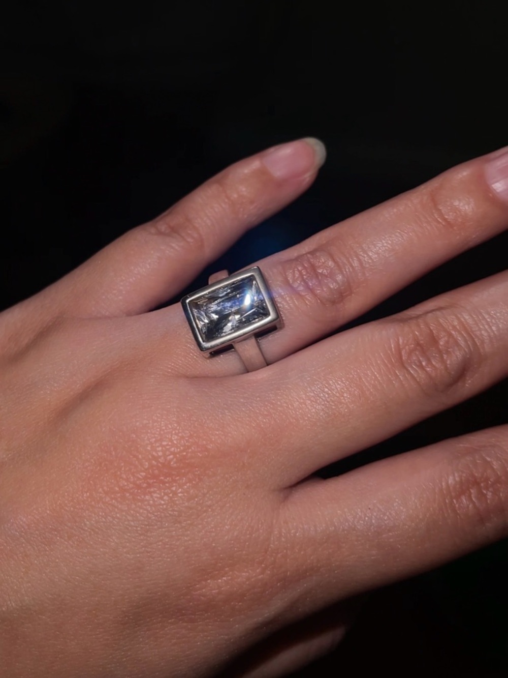 Vintage Stunning Sterling Silver French Antique Cut Bezel Ring Size 7